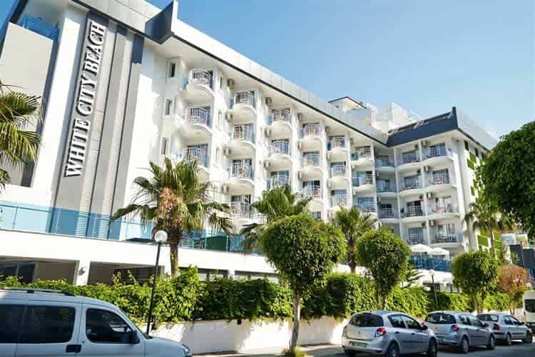 Smartline White City Beach Hotel